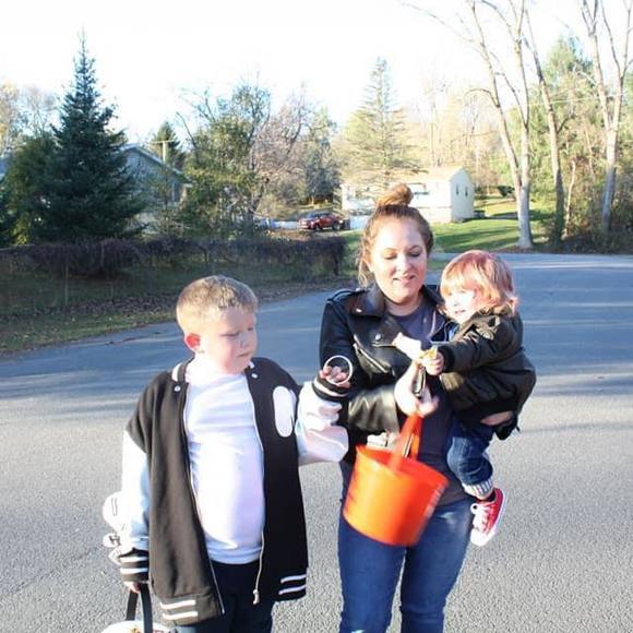 Meet your Posher, Rhonda - Picture 1 of 1